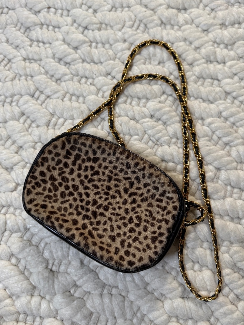 L.J. SIMONE Leopard Crossbody Chain Bag
